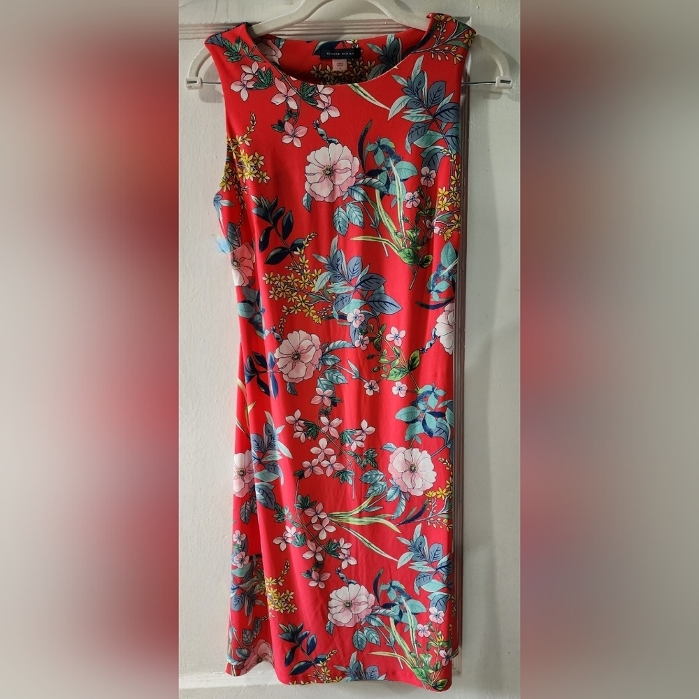 Tommy Hilfiger Red Sleeveless Sheath Midi Dress size:4 **Like New condition** - Picture 2 of 5